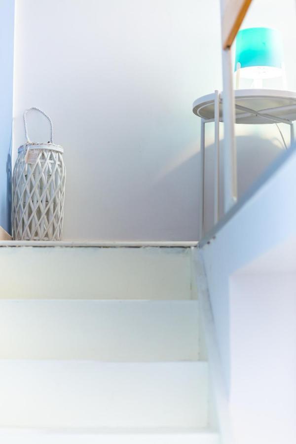 Mezzanine Studio In Mergellina By Wonderful Italy * Napoli